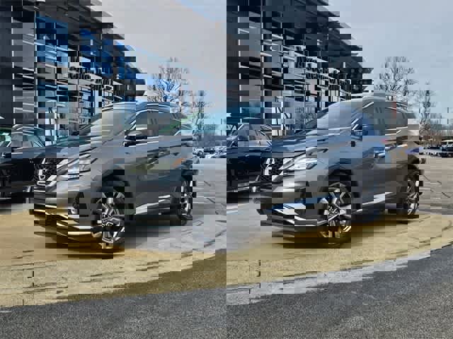 Used 2023 Nissan Murano Platinum w/ Cargo Package image 1