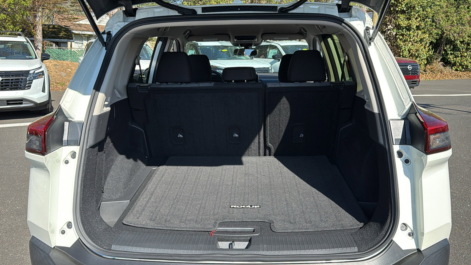 Certified 2023 Nissan Rogue SV AWD/4WD image 24