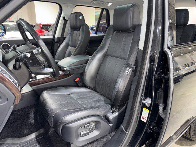 Used 2015 Land Rover Range Rover HSE image 52