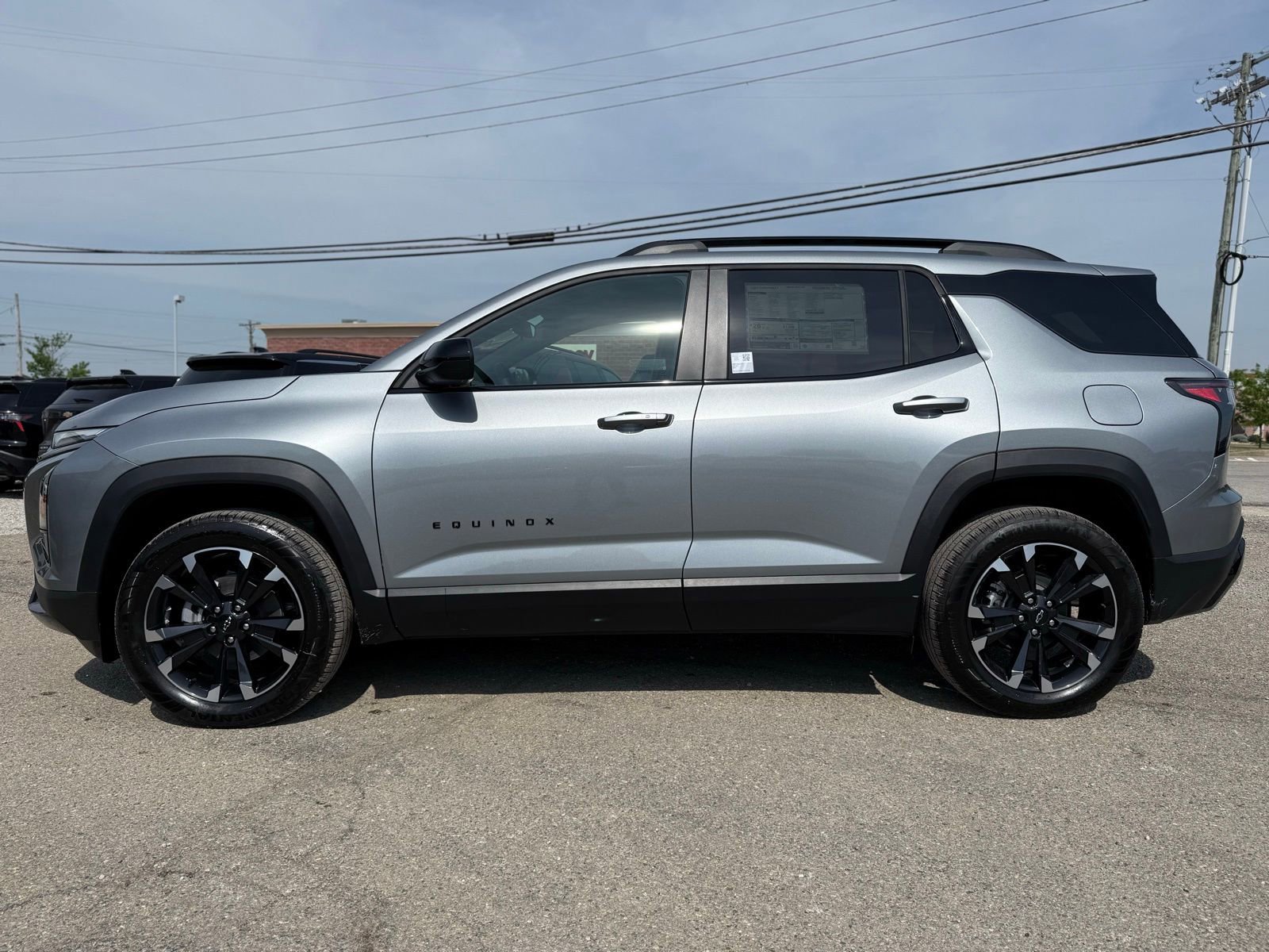 New 2026 Chevrolet Equinox RS AWD/4WD image 3
