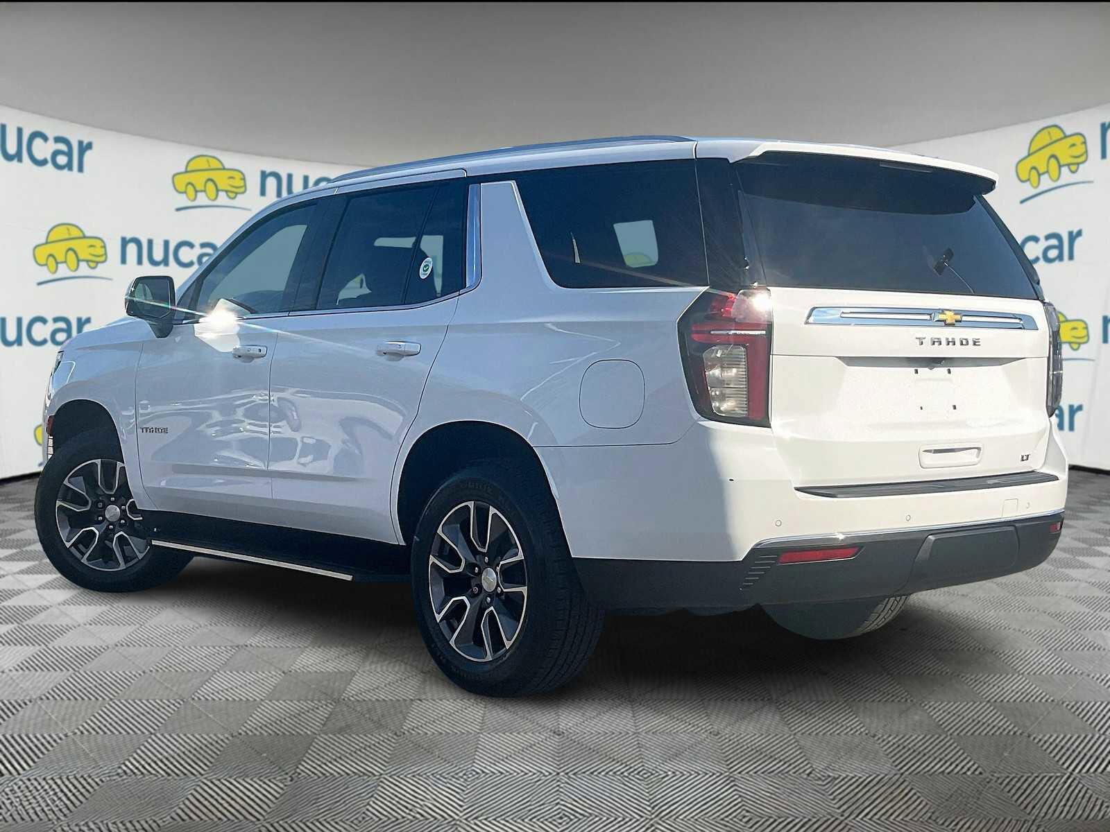 Used 2021 Chevrolet Tahoe LT w/ LT Signature Package image 4