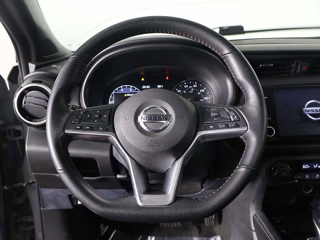 Used 2021 Nissan Kicks SR w/ Exterior Package image 37