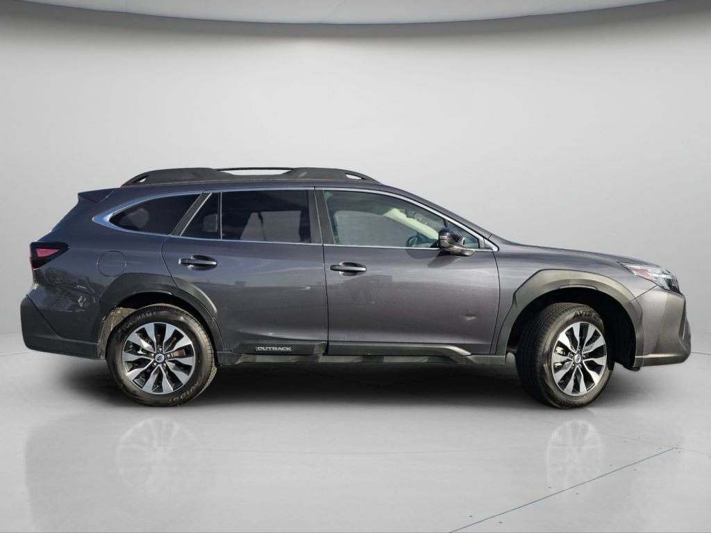Used 2024 Subaru Outback Limited image 26