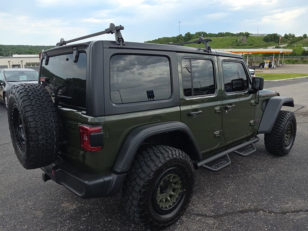 Used 2021 Jeep Wrangler Unlimited Rubicon w/ LED Lighting Group AWD/4WD image 8