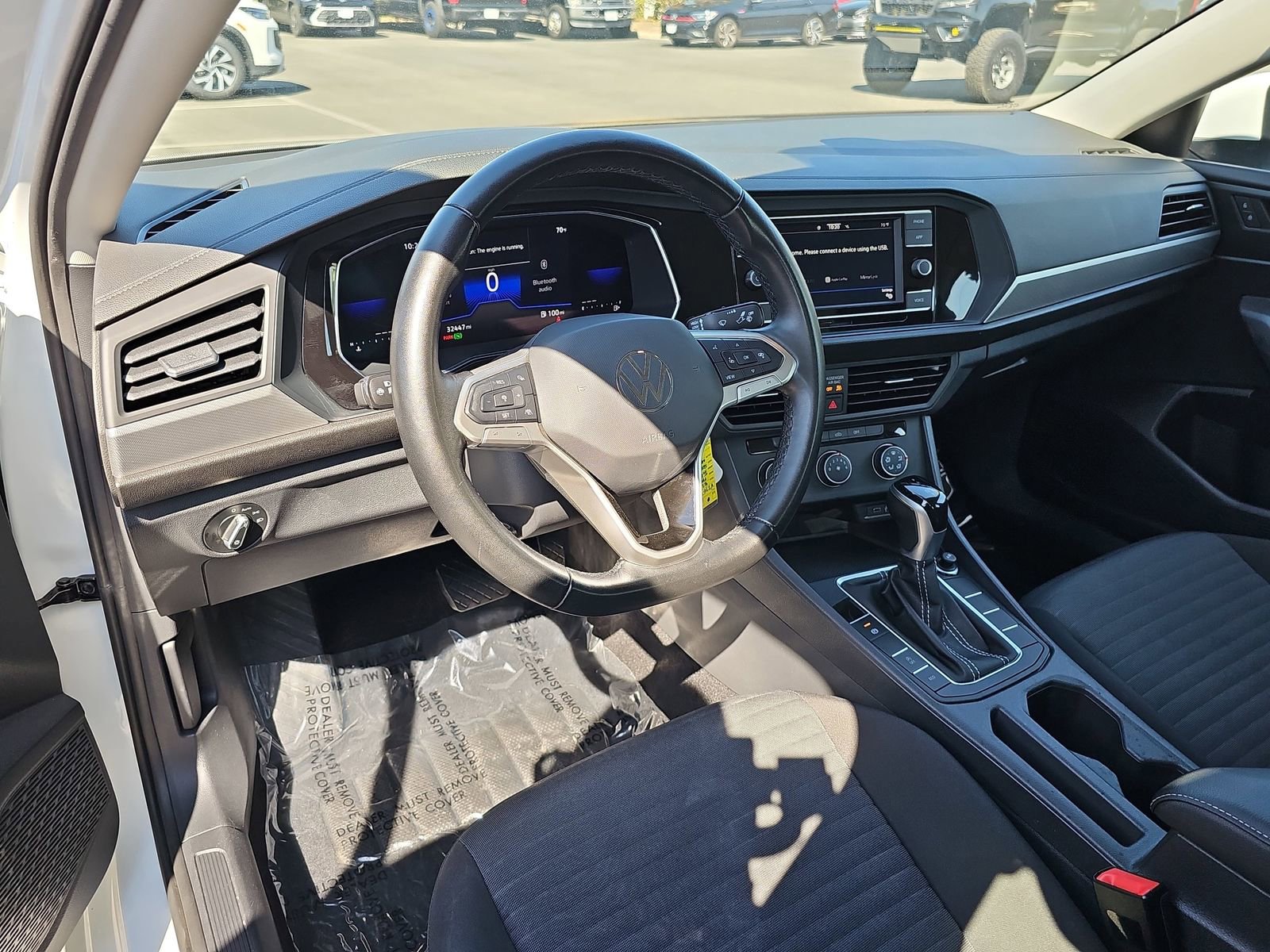 Used 2022 Volkswagen Jetta S image 15