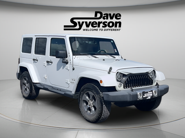 Used 2018 Jeep Wrangler Unlimited Sahara AWD/4WD image 3