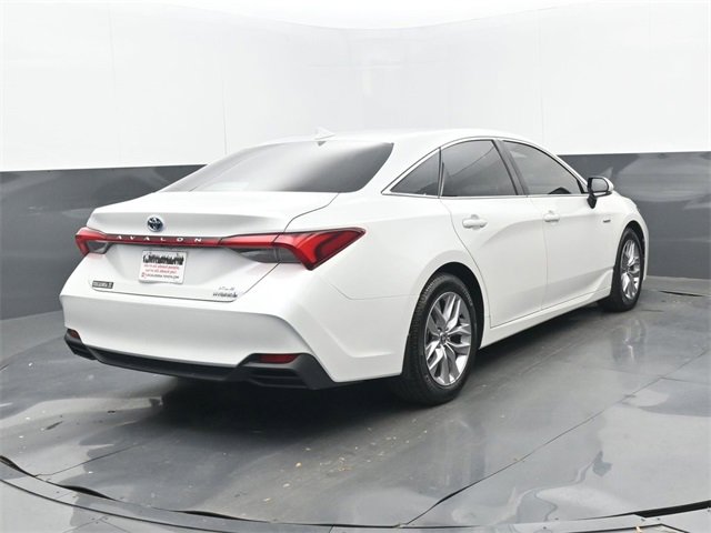 Used 2021 Toyota Avalon XLE image 24