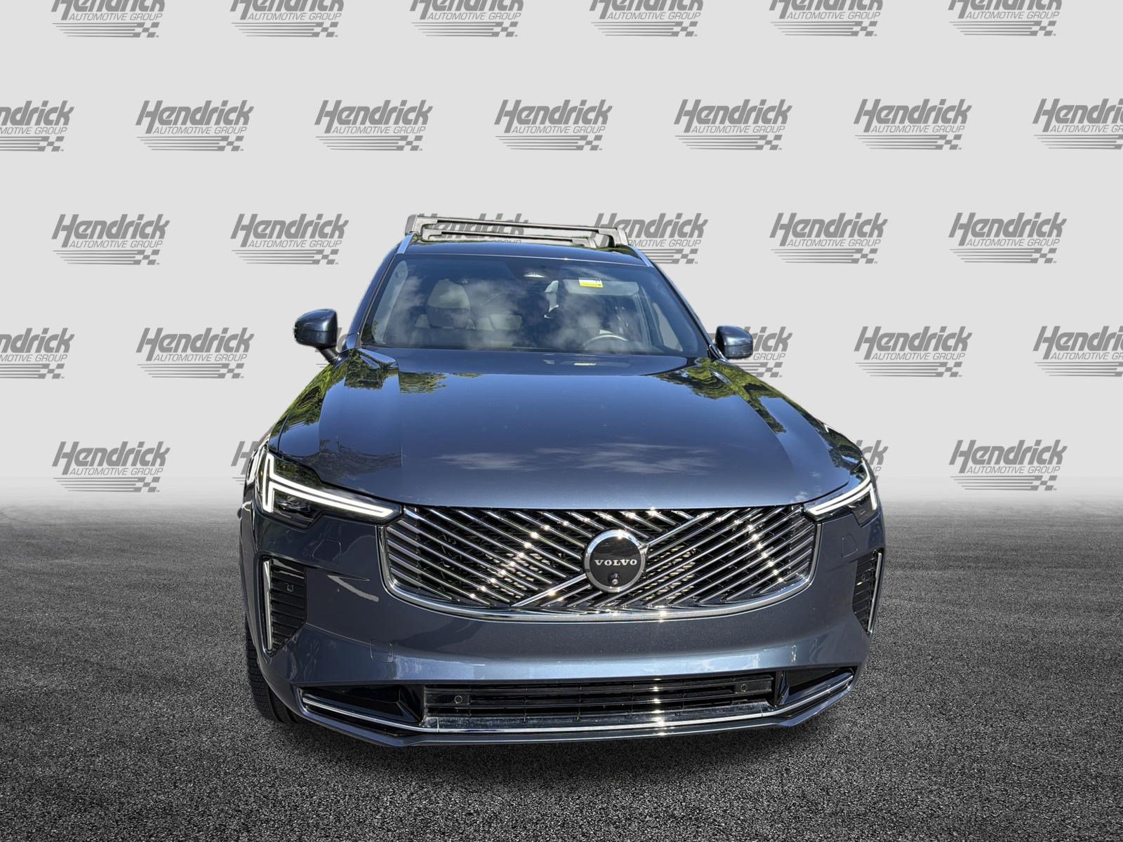 Certified 2026 Volvo XC90 B6 Plus w/ Protection Package Premier AWD/4WD image 3