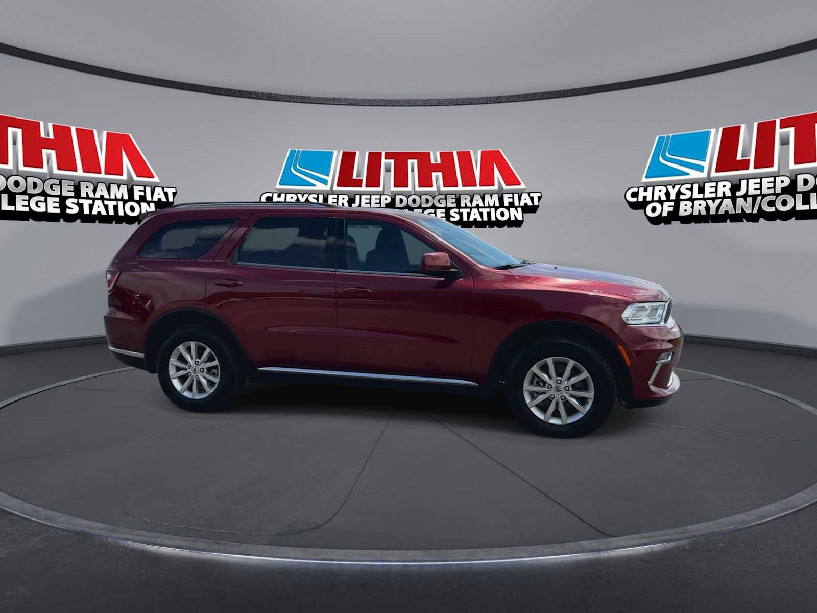 Used 2022 Dodge Durango SXT image 9