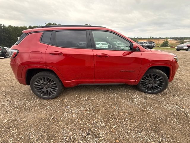 Used 2023 Jeep Compass Limited AWD/4WD image 6