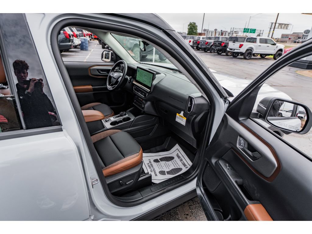 New 2026 Ford Bronco Sport Outer Banks w/ Outer Banks Tech Package+ AWD/4WD image 21