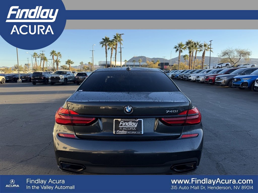 Used 2019 BMW 740i w/ M Sport Package image 4