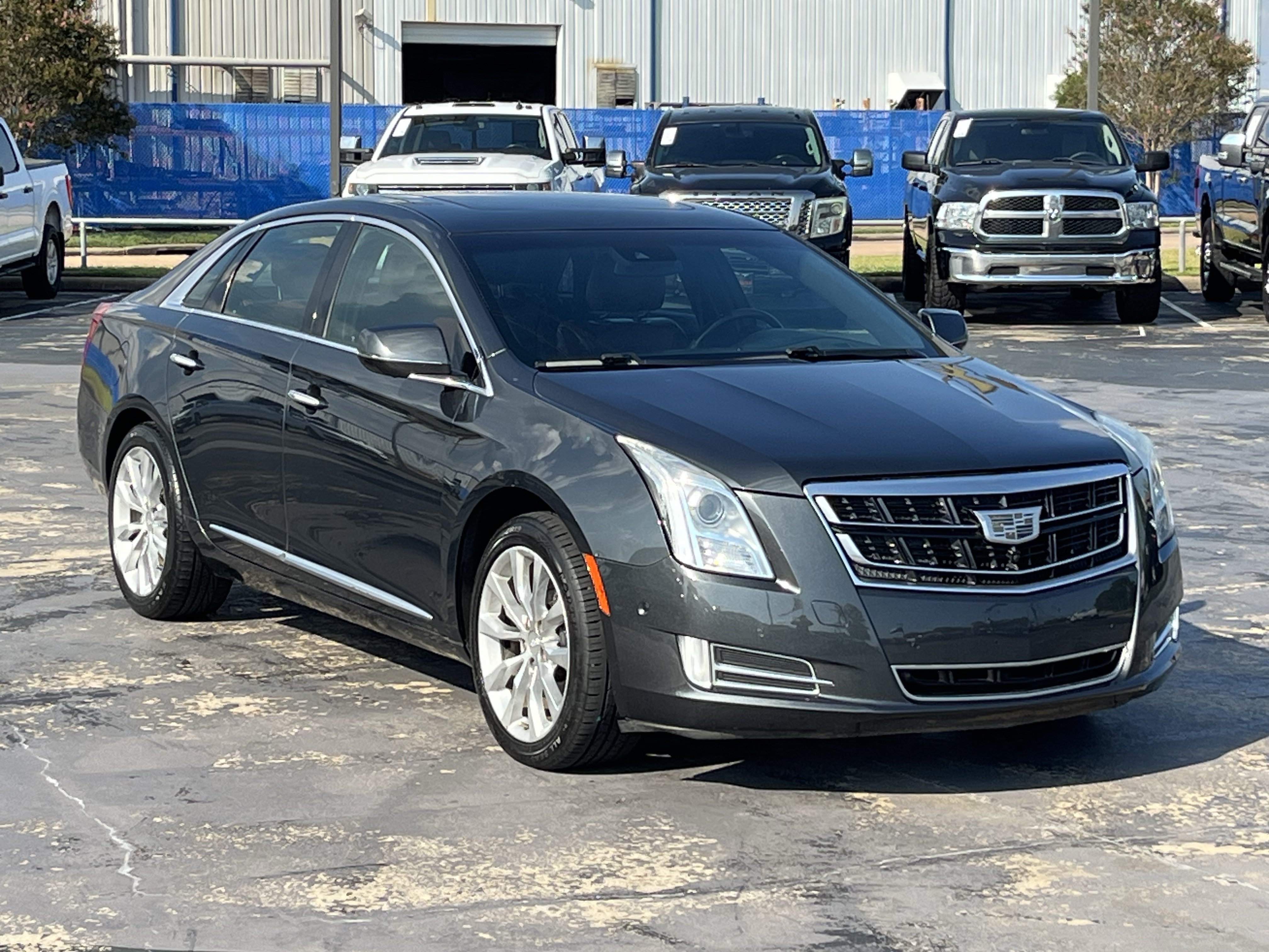 Used 2016 Cadillac XTS Luxury w/ Driver Awareness Package FWD image 5