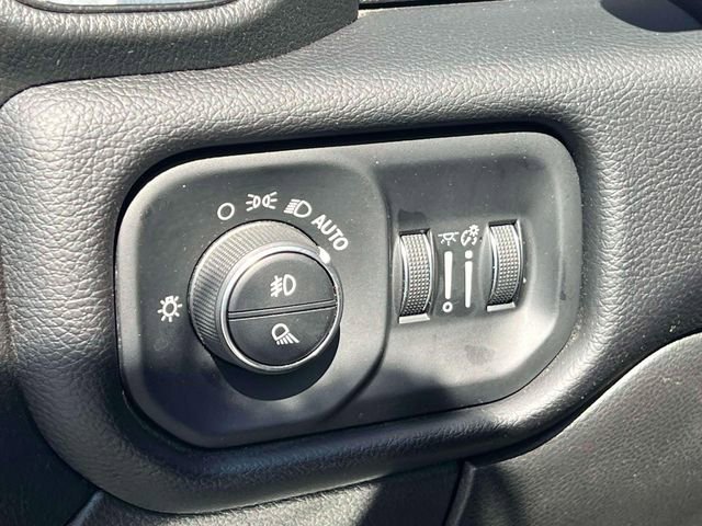 Used 2024 RAM 2500 Laramie AWD/4WD image 26