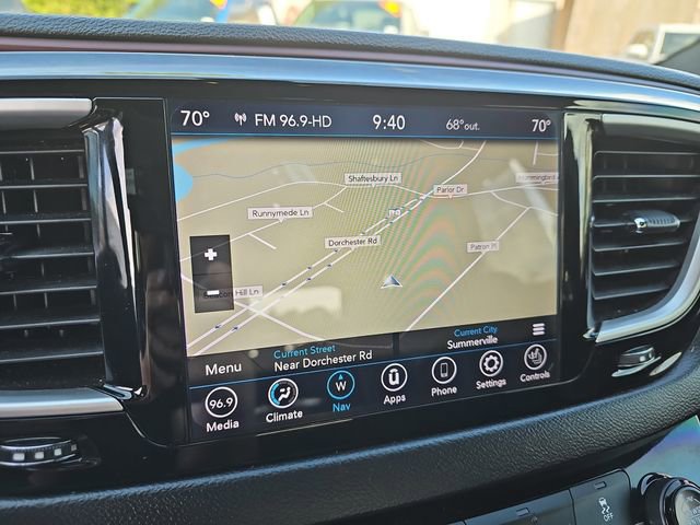 Used 2020 Chrysler Pacifica Touring-L image 19