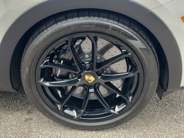 Certified 2025 Porsche Cayenne Turbo GT AWD/4WD image 14