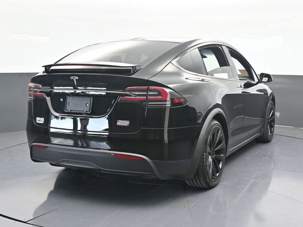 Used 2022 Tesla Model X Plaid image 5