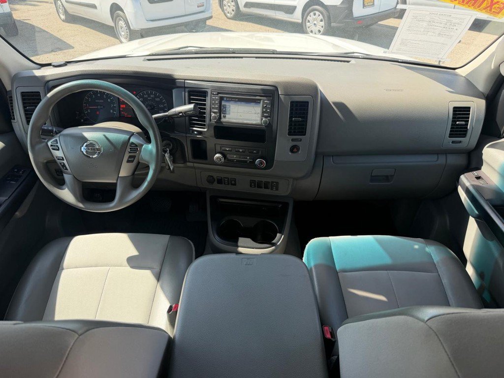 Used 2015 Nissan NV 3500 SV w/ Technology Package RWD image 28