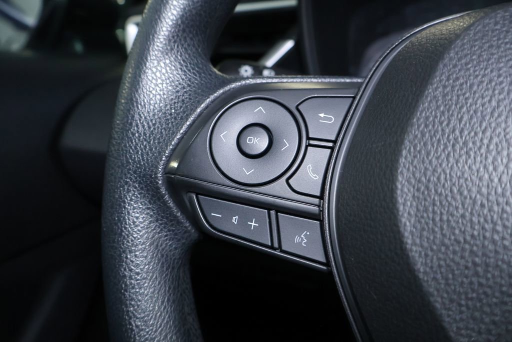 Used 2023 Toyota Corolla LE image 20