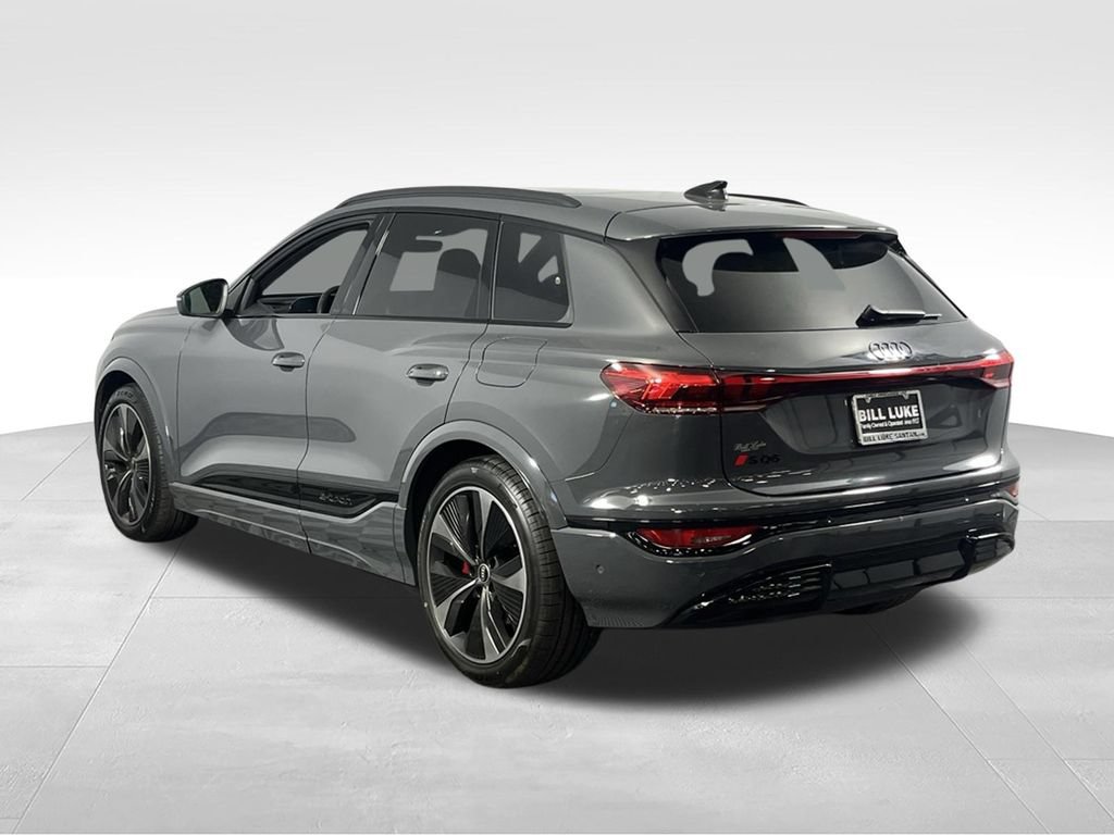 Used 2025 Audi SQ6 e-tron Prestige w/ Black Edition One AWD/4WD image 8