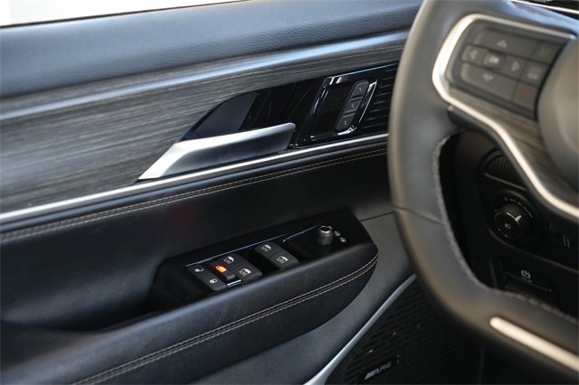 Used 2024 Jeep Wagoneer Series II image 21