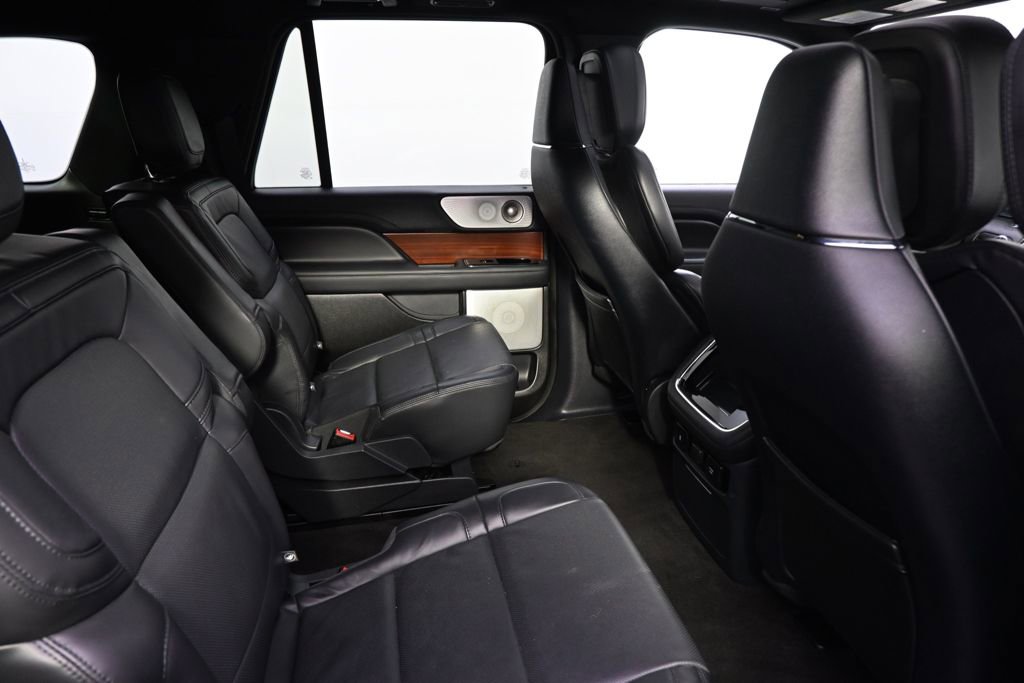 Certified 2023 Lincoln Navigator L Reserve AWD/4WD image 18