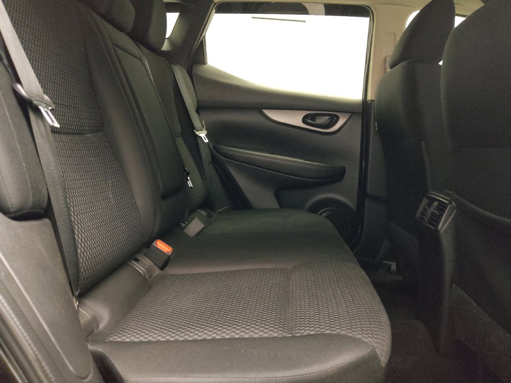 Used 2022 Nissan Rogue Sport S FWD image 19