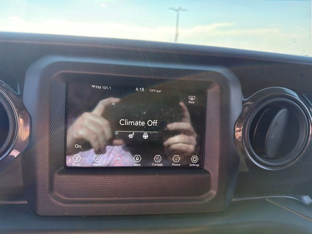 Used 2021 Jeep Wrangler Unlimited Sport image 18