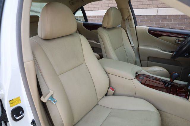 Used 2009 Lexus LS 460 RWD image 29