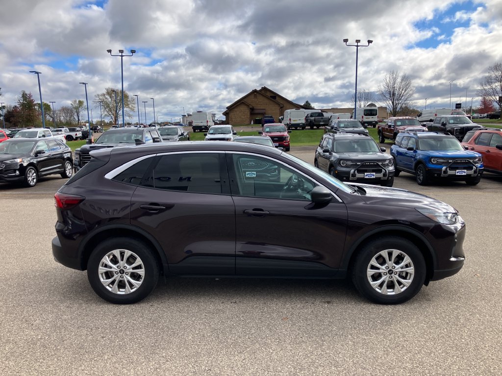 Used 2023 Ford Escape Active AWD/4WD image 7