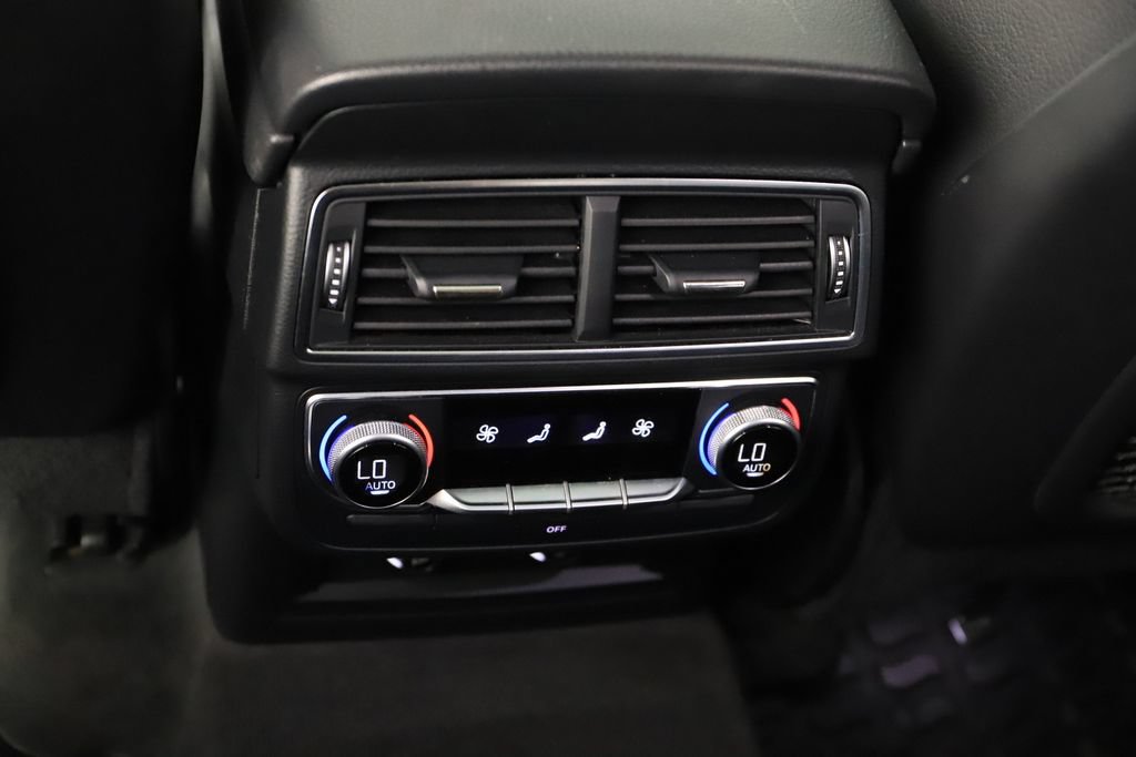 Used 2019 Audi Q7 3.0T Premium Plus w/ Premium Plus Package AWD/4WD image 22