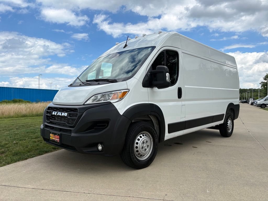 Used 2026 RAM ProMaster 2500 w/ Convenience Group FWD video 1