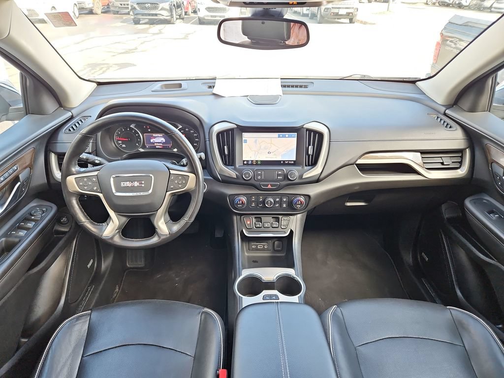 Used 2020 GMC Terrain Denali w/ Denali Premium Package AWD/4WD image 9