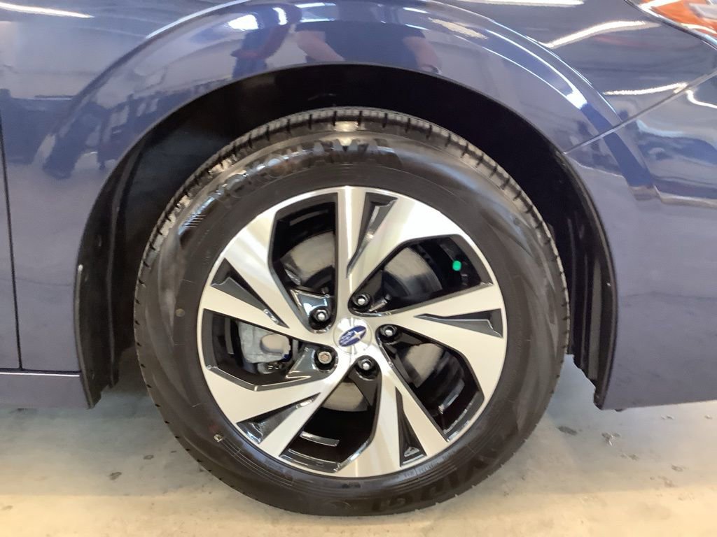 Certified 2025 Subaru Legacy Premium image 21