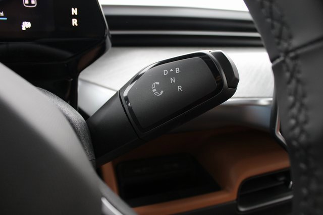 New 2025 Volkswagen ID. Buzz Pro S Plus image 17