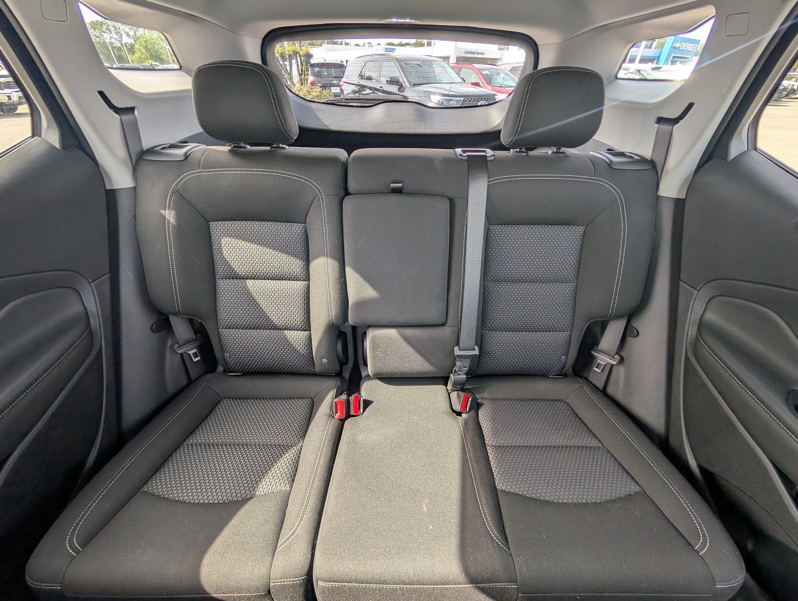 Used 2023 GMC Terrain SLE w/ Driver Convenience Package FWD image 26