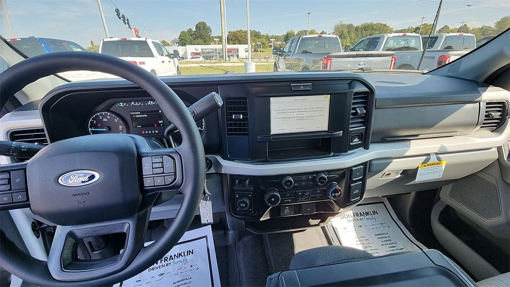 New 2026 Ford F250 XLT w/ FX4 Off-Road Package image 10