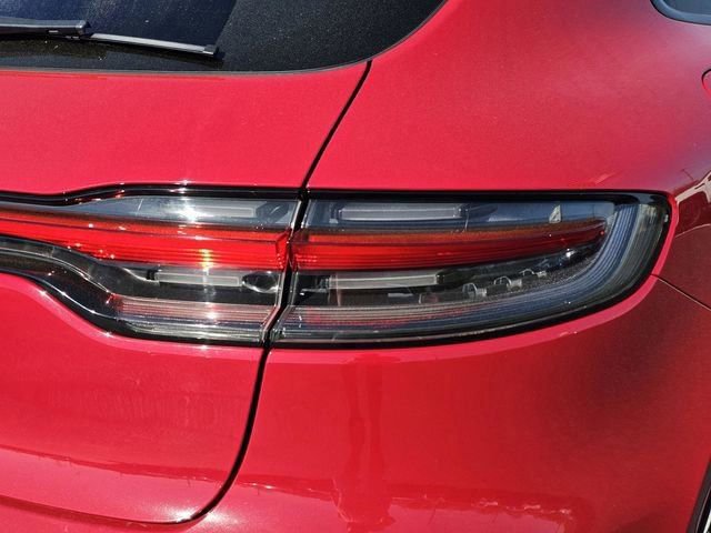 Used 2021 Porsche Macan image 9