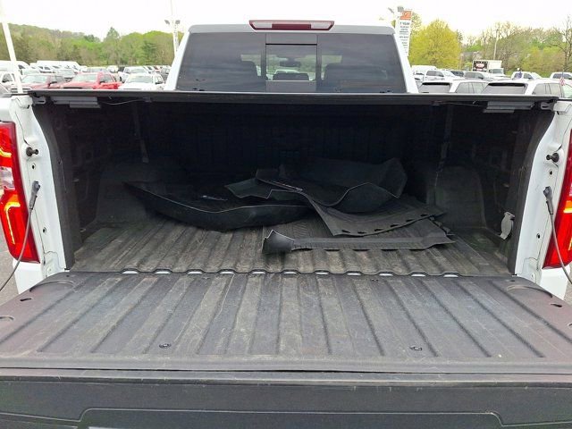 Used 2022 Chevrolet Silverado 1500 LT Trail Boss w/ Convenience Package II AWD/4WD image 33