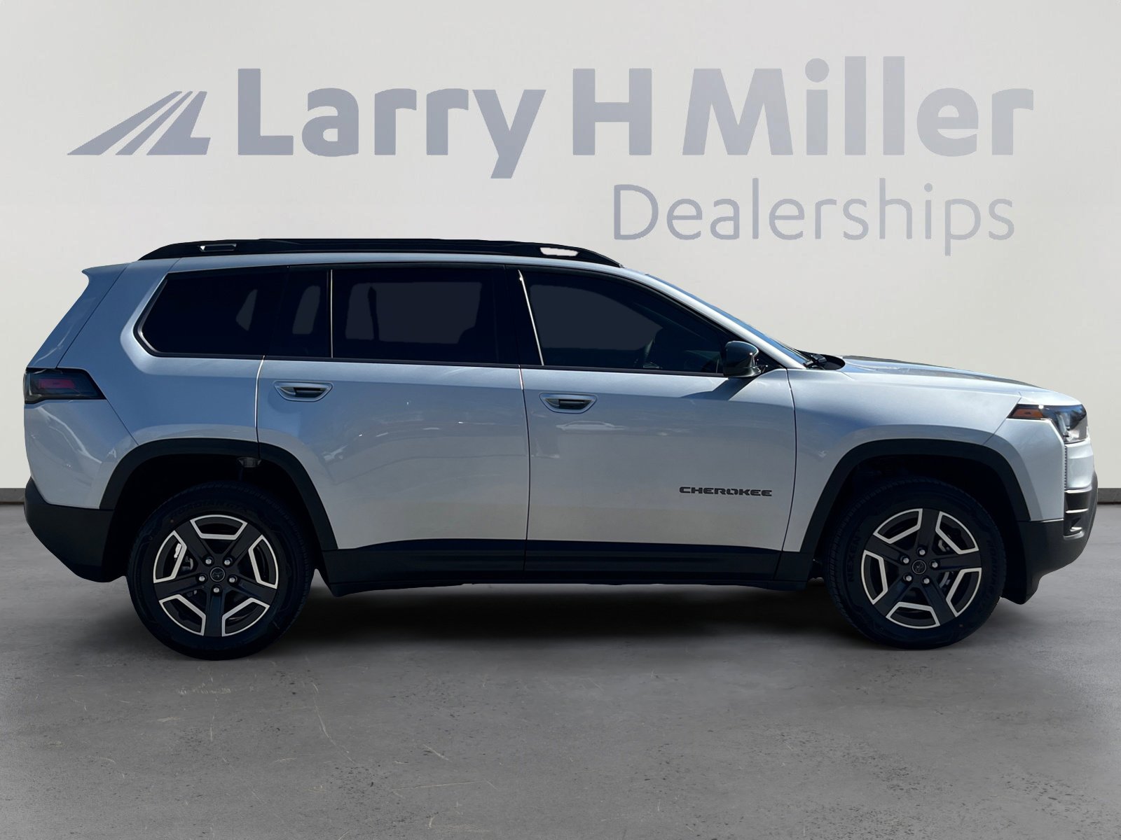New 2026 Jeep Cherokee Laredo AWD/4WD image 6