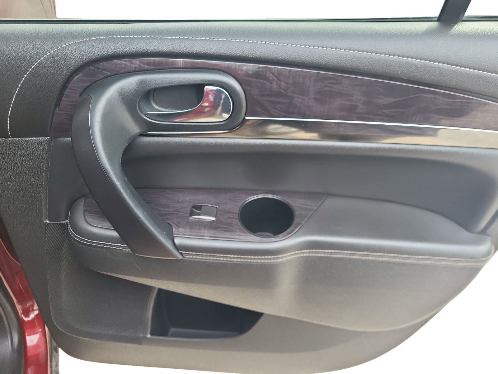 Used 2017 Buick Enclave Leather w/ Trailering Package image 24