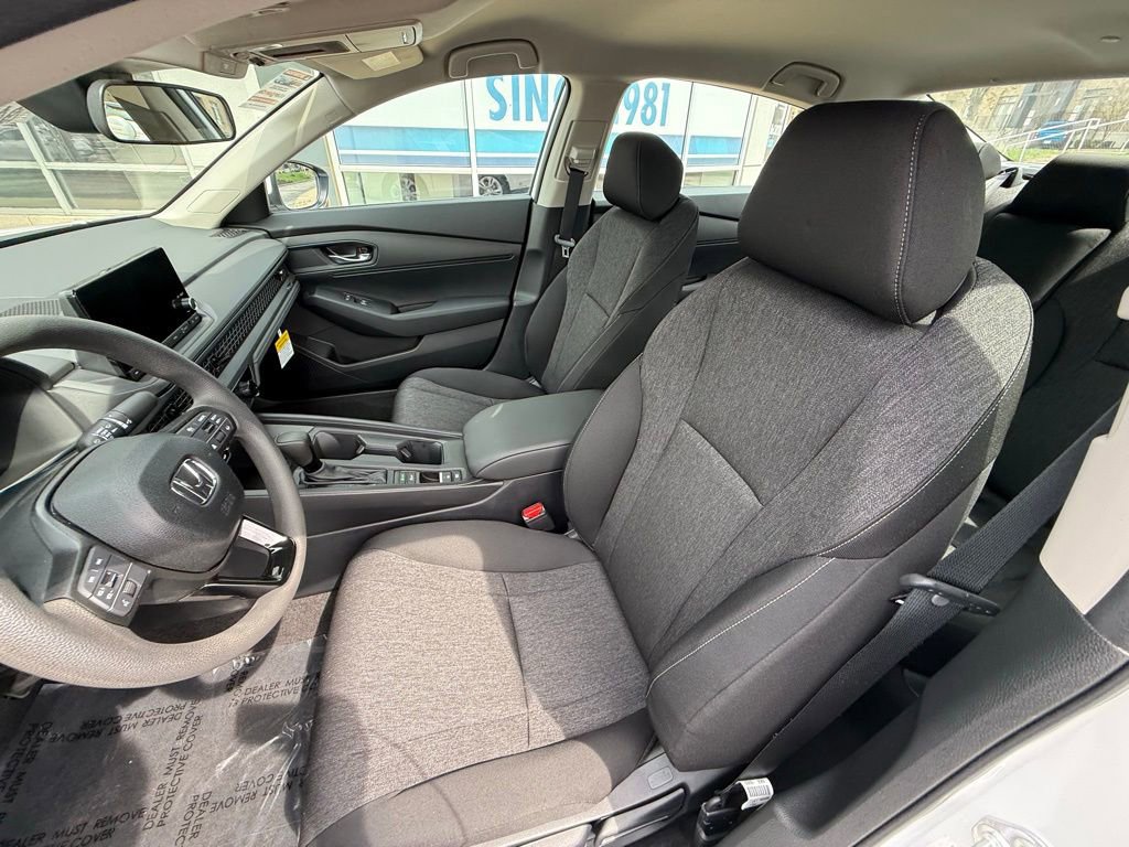 Used 2025 Honda Accord LX image 7