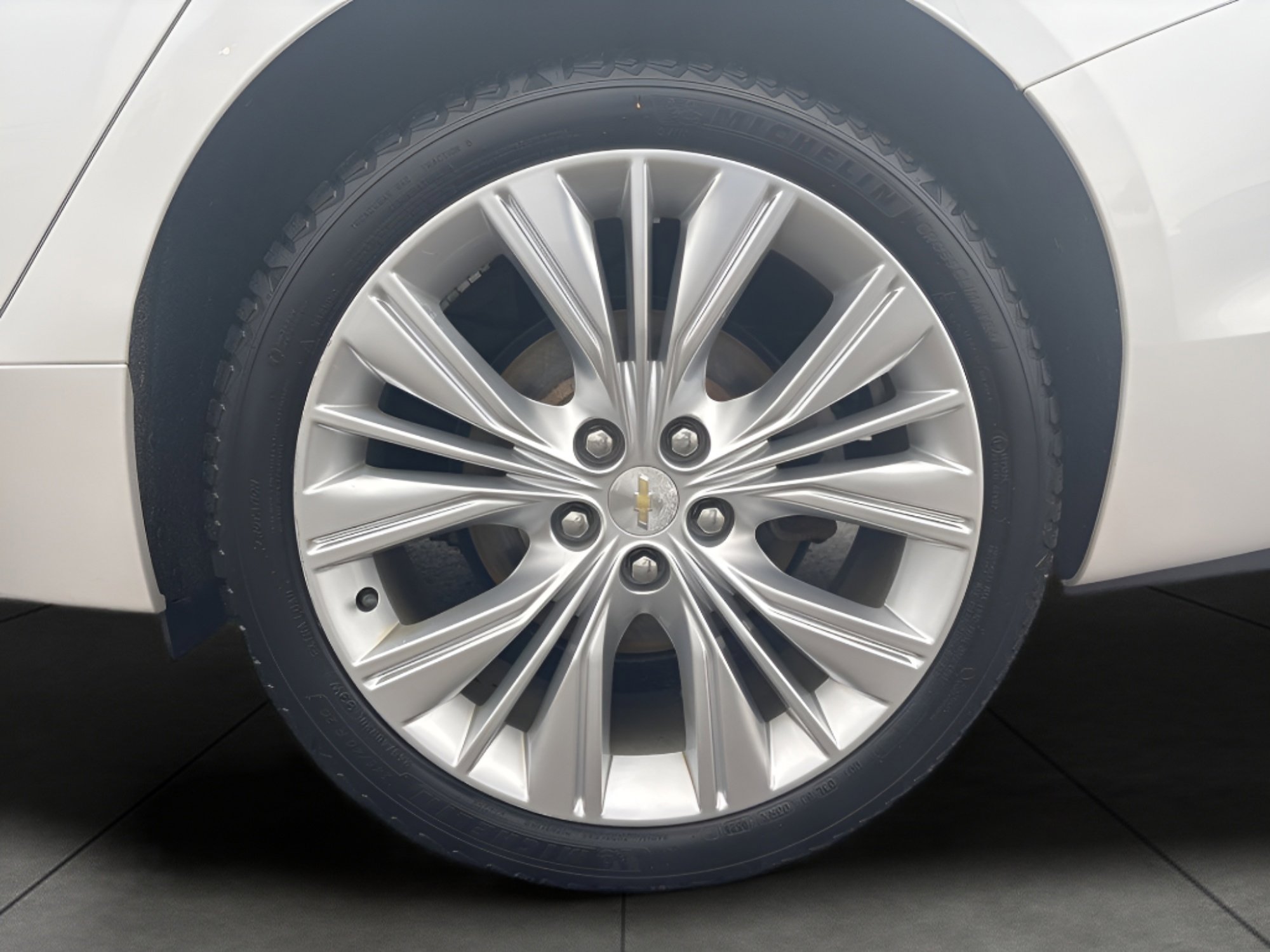 Used 2018 Chevrolet Impala Premier w/ Premier Confidence Package FWD image 12