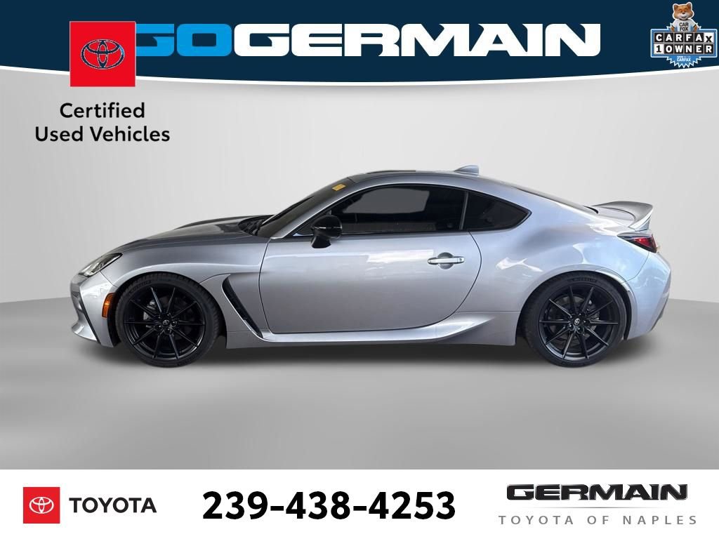 Used 2025 Toyota GR86 Premium RWD image 3