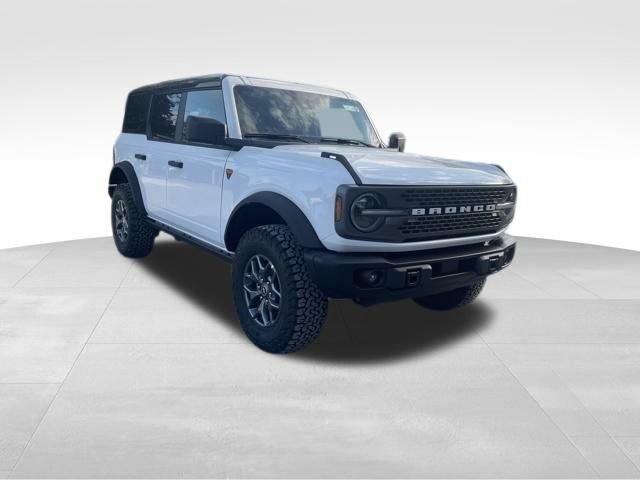 New 2025 Ford Bronco Badlands image 8