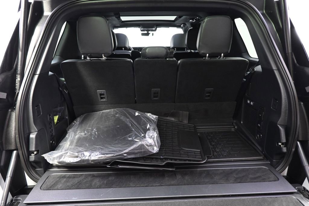 New 2025 Lincoln Navigator Reserve w/ Jet Appearance Package image 19