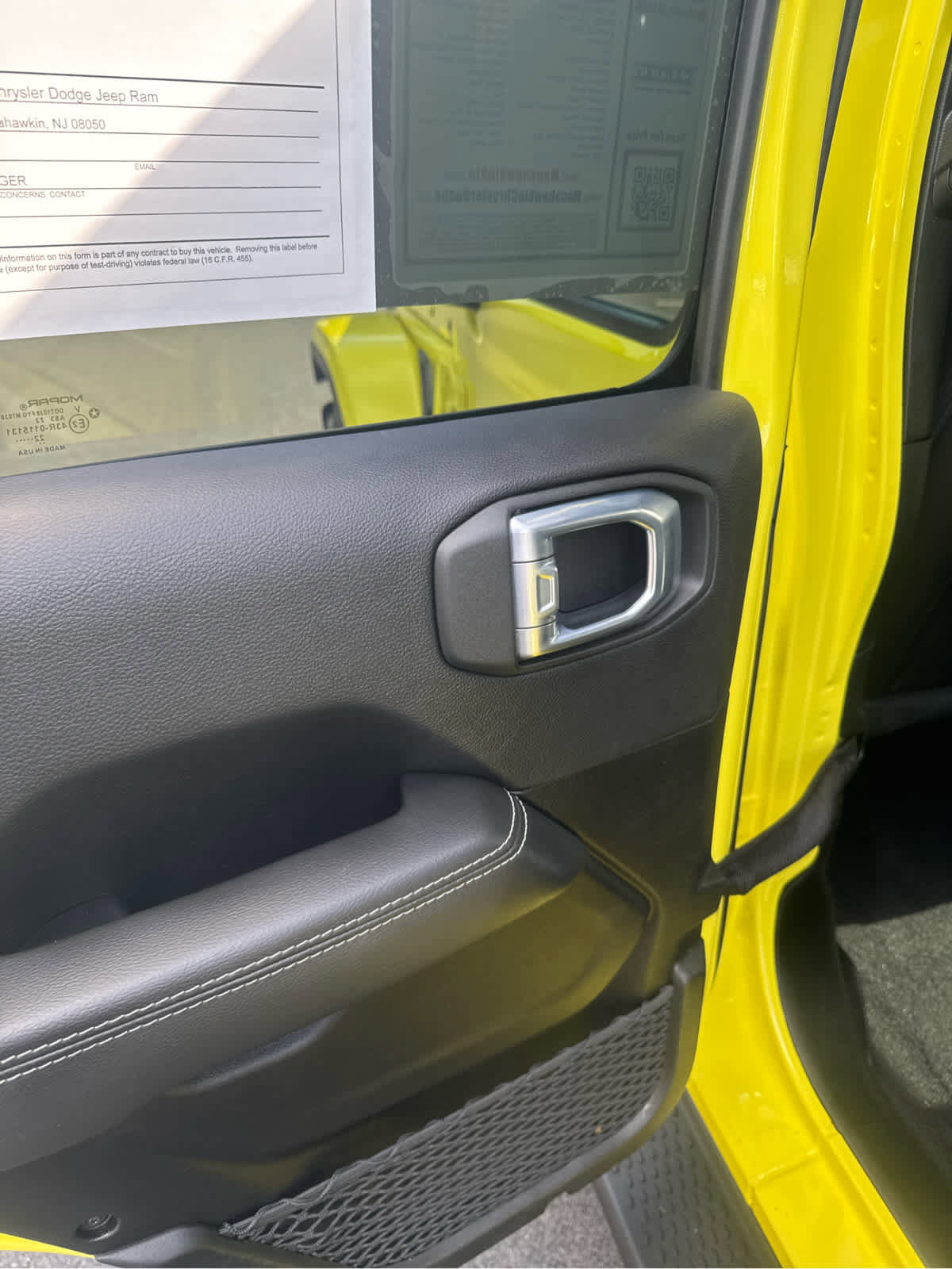 Certified 2023 Jeep Wrangler Sahara w/ Cold Weather Group image 19