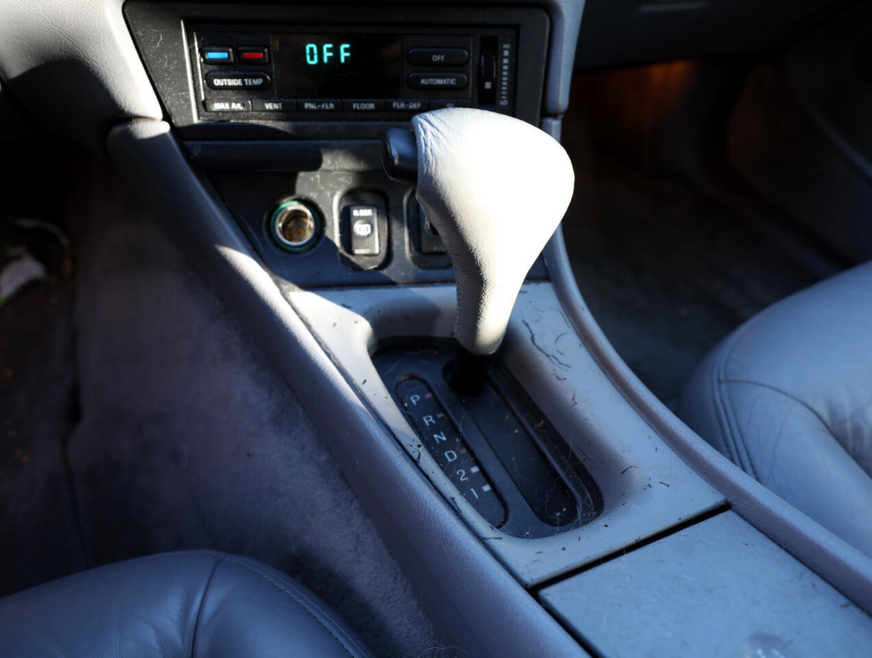 Used 1993 Lincoln Mark VIII image 15