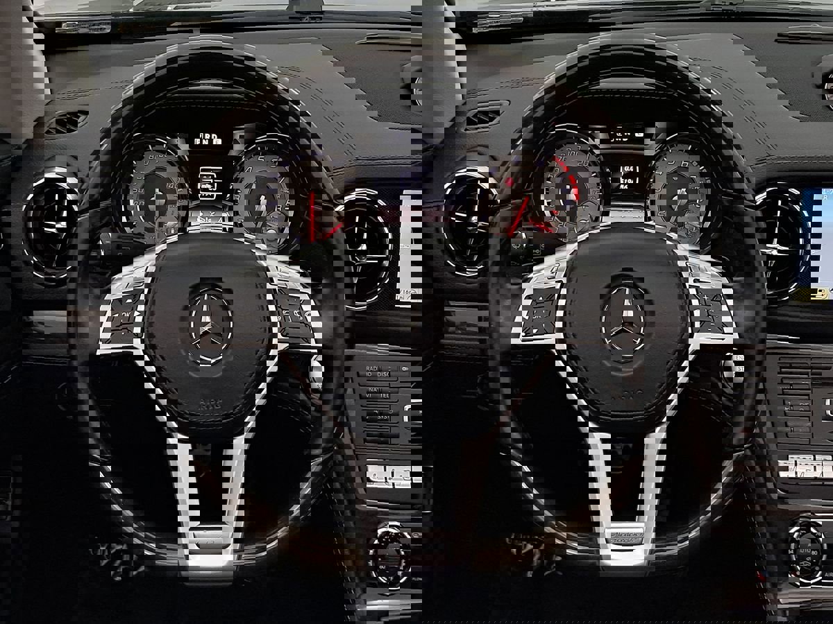 Used 2013 Mercedes-Benz SL 550 image 9