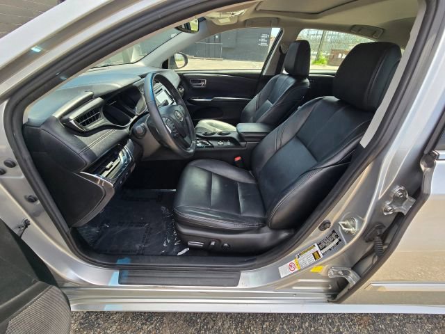 Used 2018 Toyota Avalon XLE Plus FWD image 9